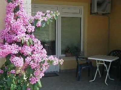 Gemuetliches Erdgeschoss Studio Fuer 2 Personen Crikvenica Croatia